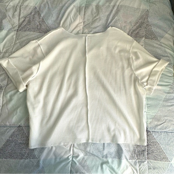 Francesca’s Ribbed Top - Picture 3 of 5